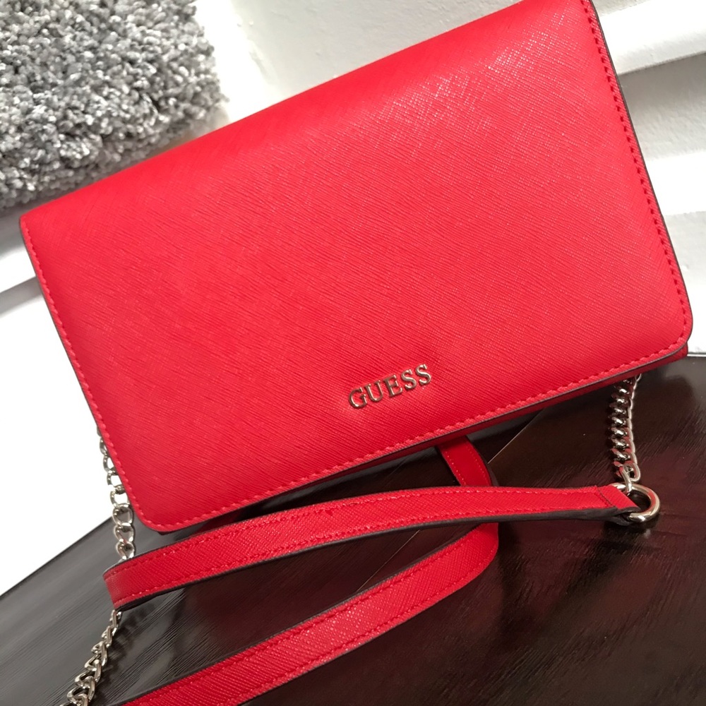 Guess Wallet On a Chain